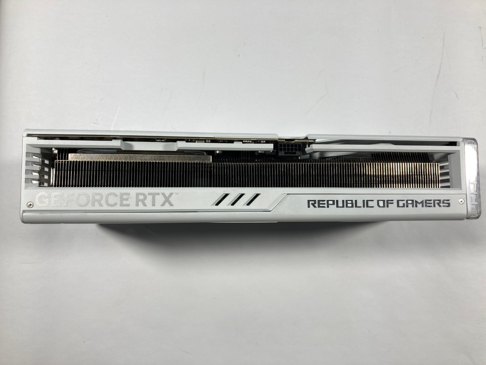 BH 2 GET 1 OFFER ASUS ROG Stri - Rtx 4090 24Gb Gddr6X review and price